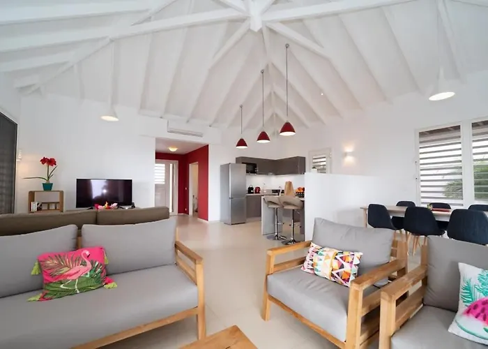 Summer Citadel Villa In Colombier Area